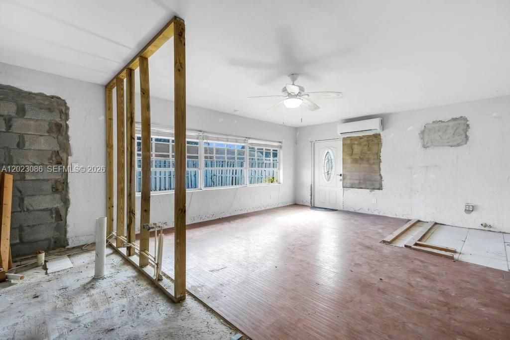 11641 NW 42nd St , Sunrise, FL 33323 Photo
