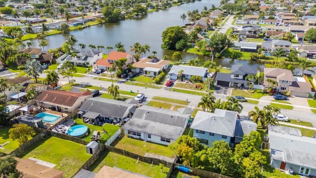 11641 NW 42nd St , Sunrise, FL 33323 Photo