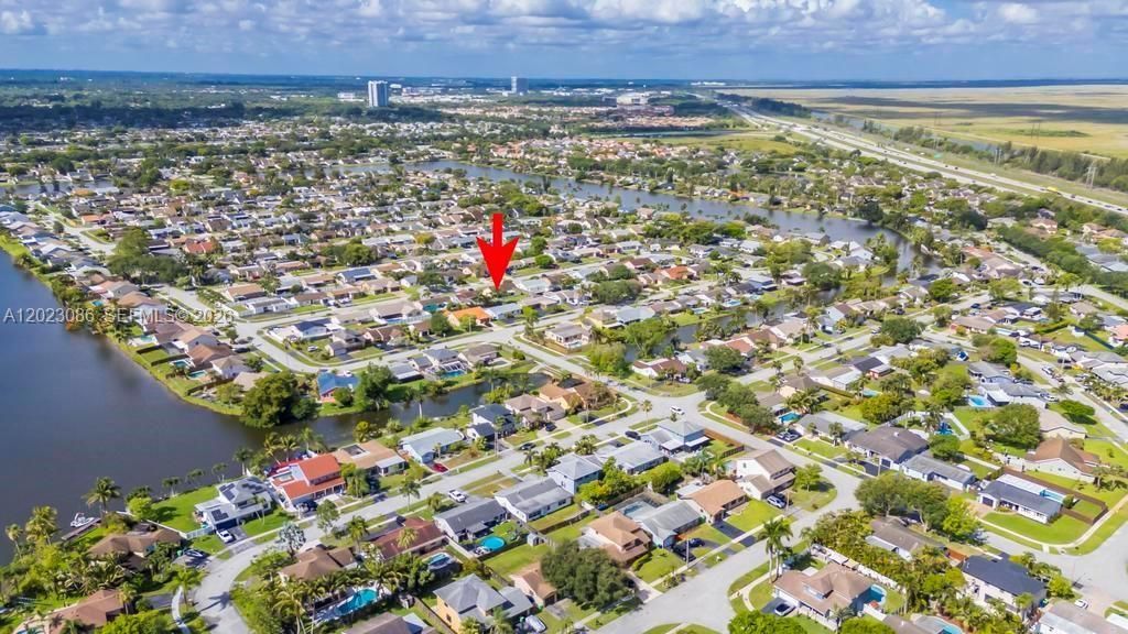 11641 NW 42nd St , Sunrise, FL 33323 Photo