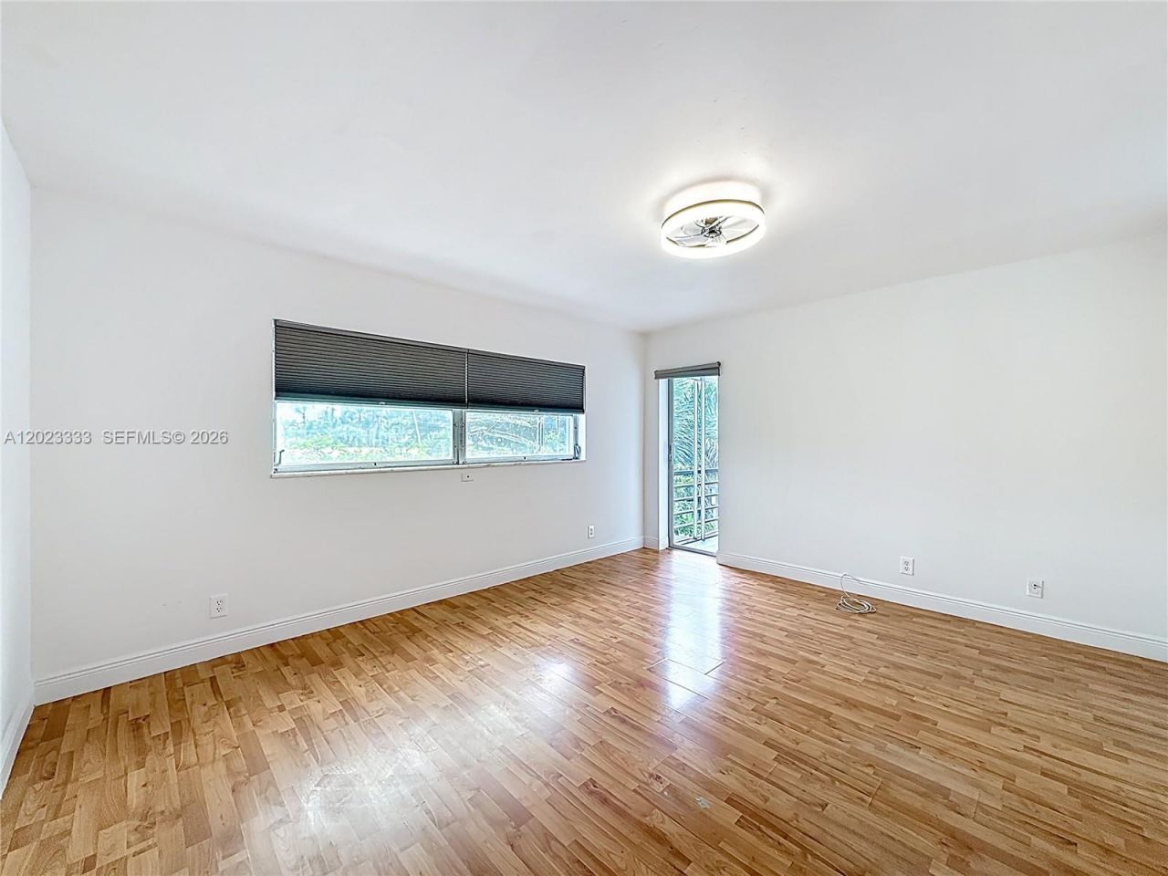 1000 NE 14th Ave , Unit 411, Hallandale Beach, FL 33009 Photo