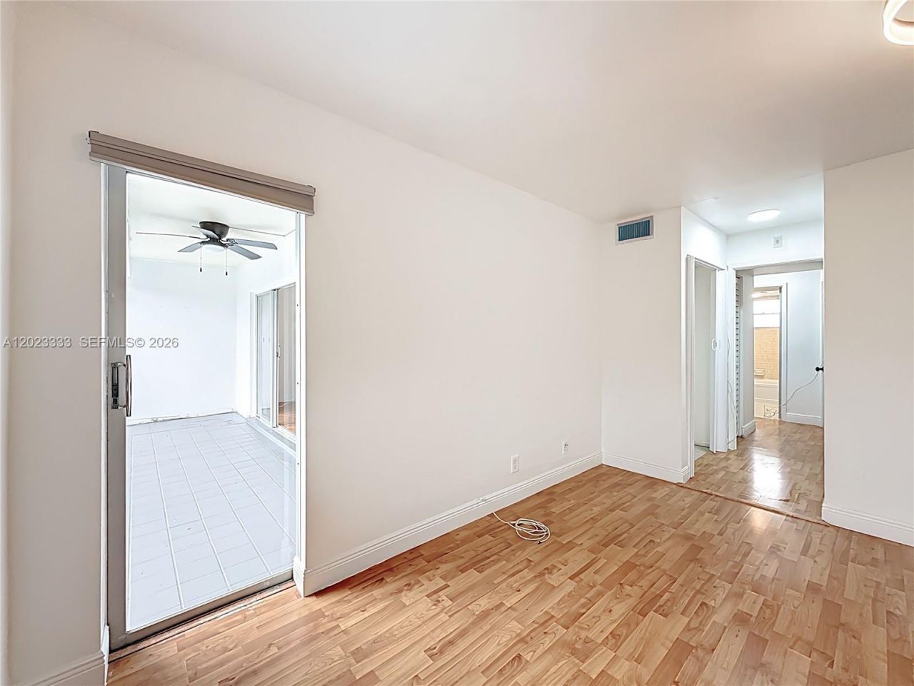 1000 NE 14th Ave , Unit 411, Hallandale Beach, FL 33009 Photo