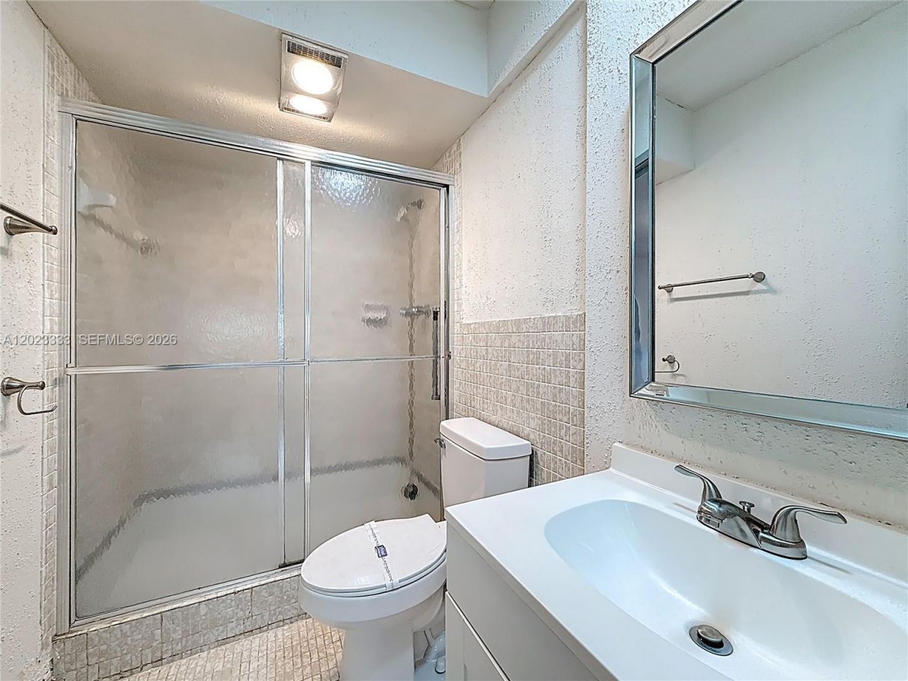 1000 NE 14th Ave , Unit 411, Hallandale Beach, FL 33009 Photo