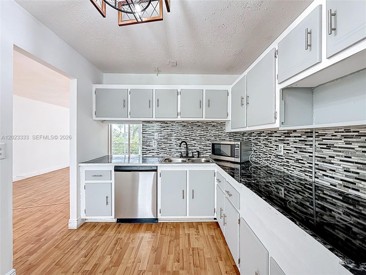 1000 NE 14th Ave , Unit 411, Hallandale Beach, FL 33009 Photo