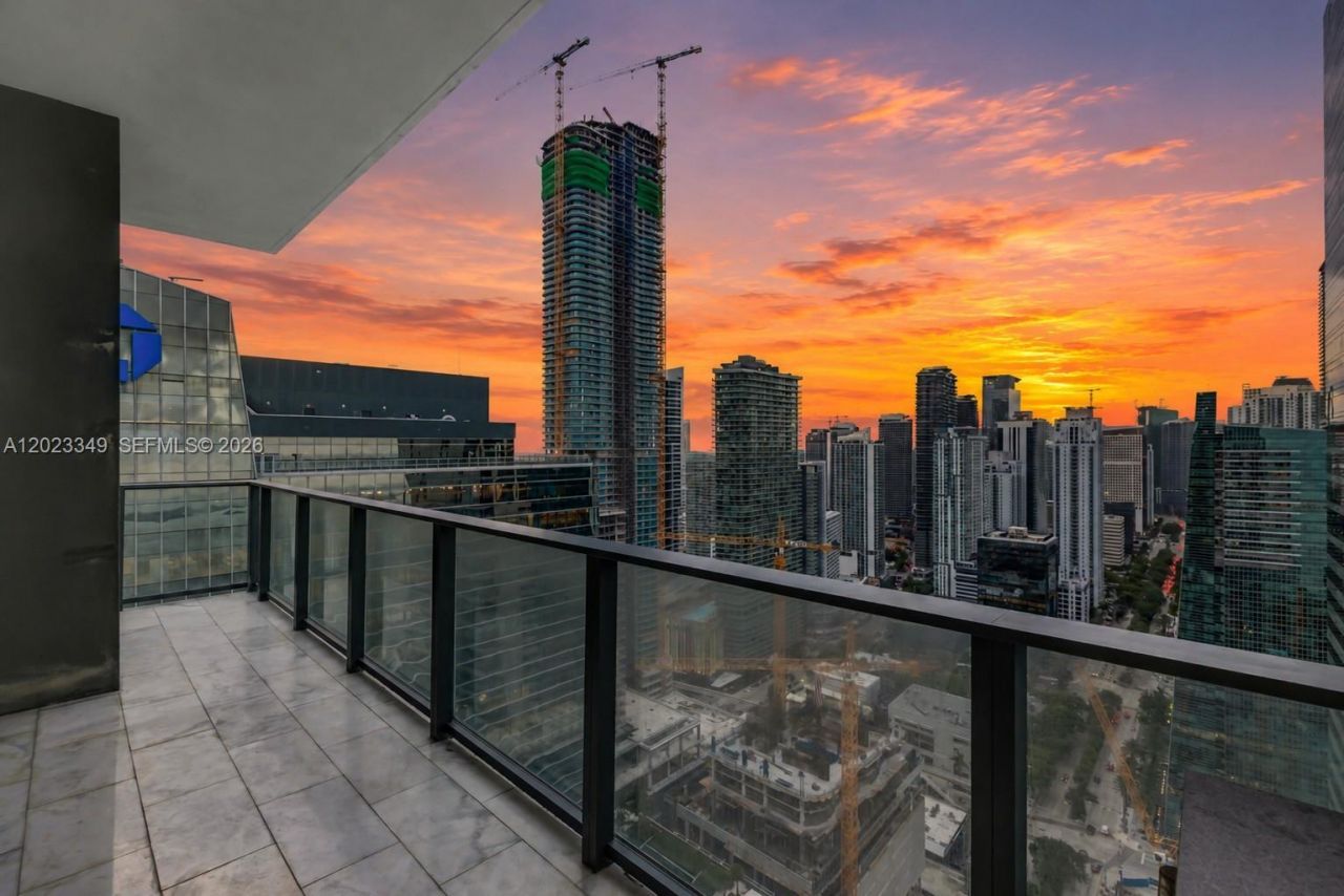 1451 Brickell Ave, Unit 4304, Miami, FL 33131 Photo