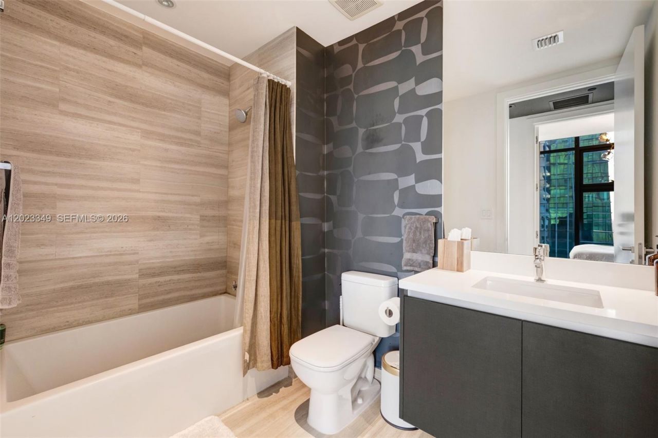 1451 Brickell Ave, Unit 4304, Miami, FL 33131 Photo