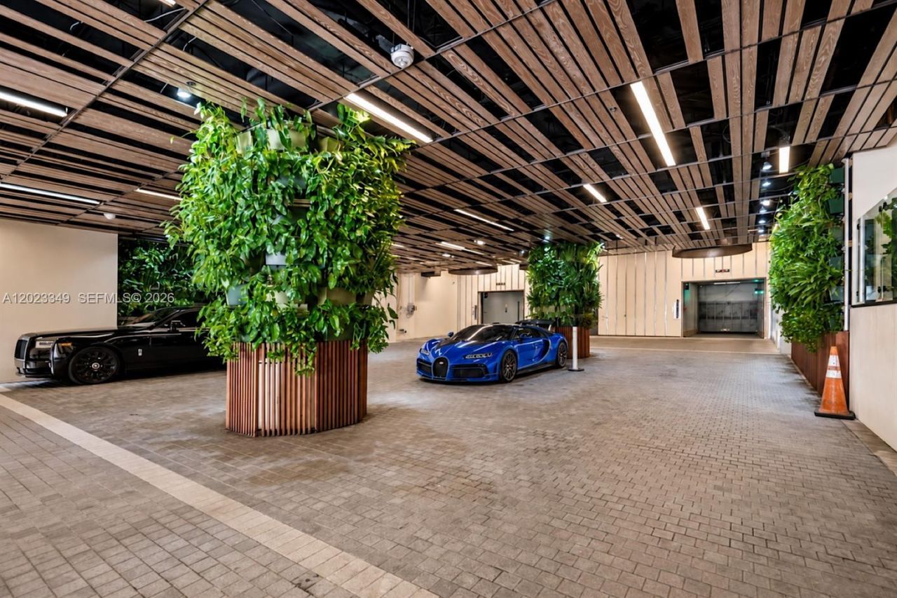 1451 Brickell Ave, Unit 4304, Miami, FL 33131 Photo