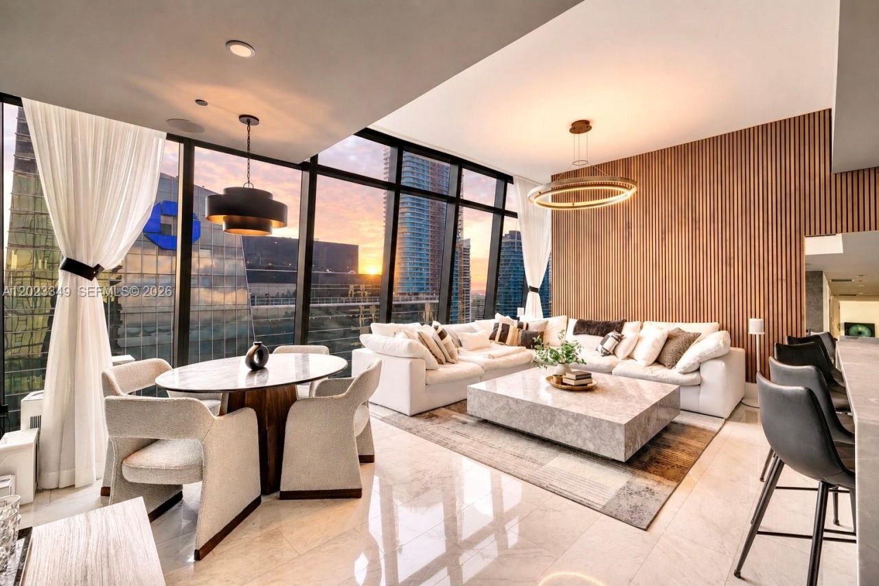 1451 Brickell Ave, Unit 4304, Miami, FL 33131 Photo