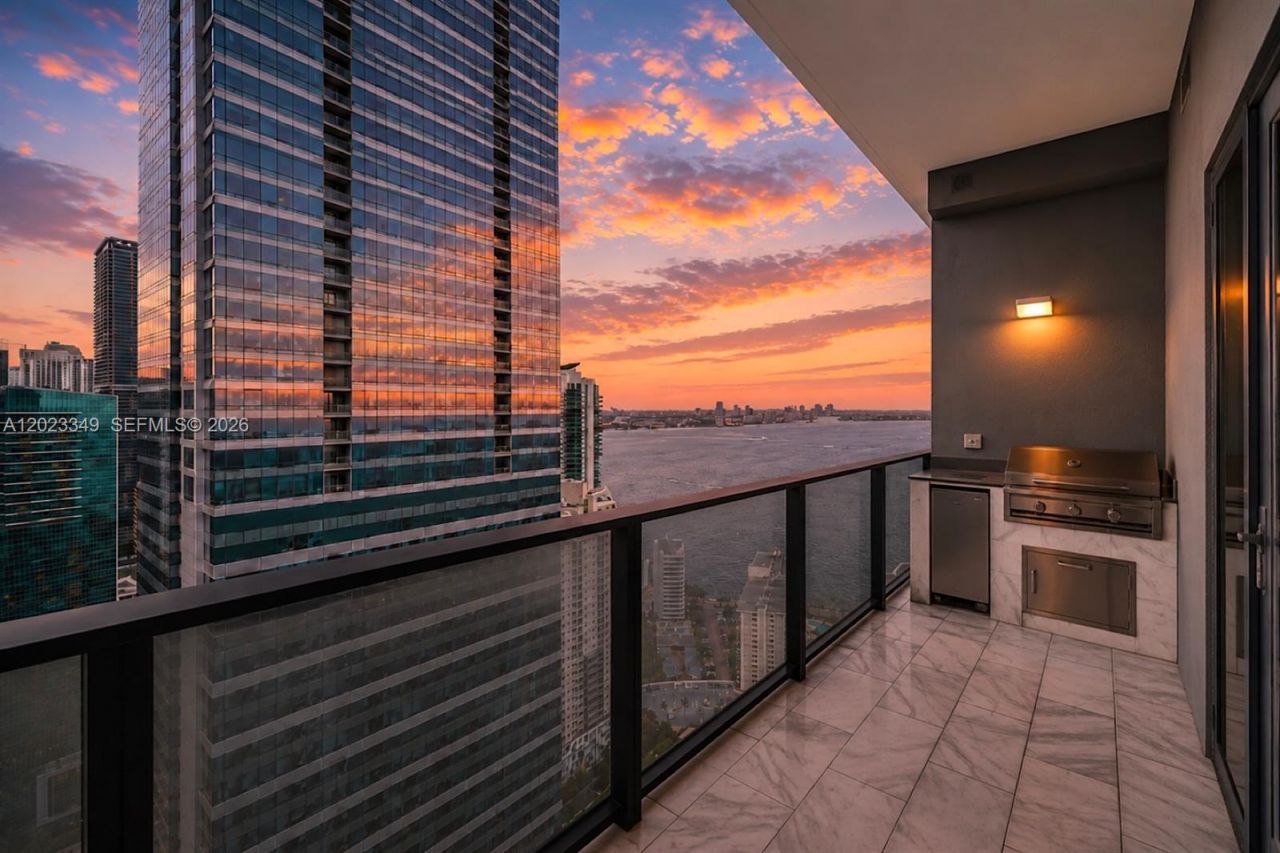 1451 Brickell Ave, Unit 4304, Miami, FL 33131 Photo