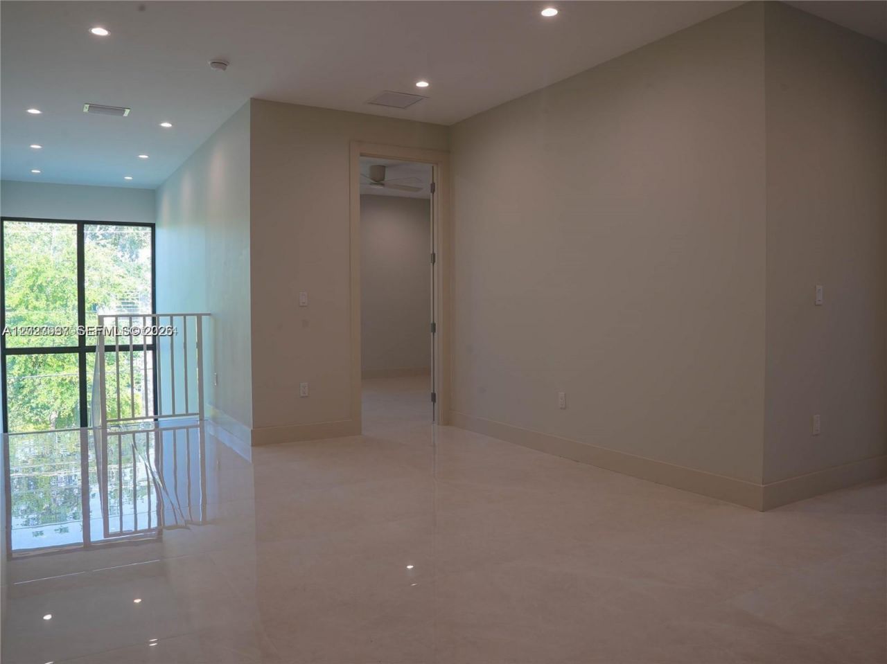 8410 SW 65 Ave , South Miami, FL 33143 Photo