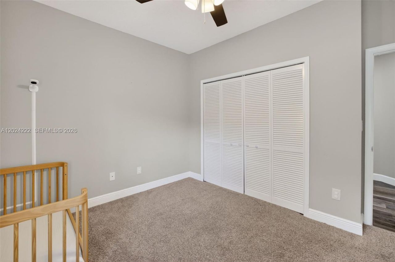 317 SW 185th Ter, Pembroke Pines, FL 33029 Photo