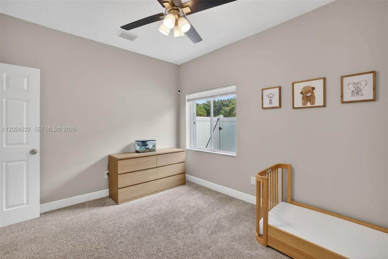 317 SW 185th Ter, Pembroke Pines, FL 33029 Photo