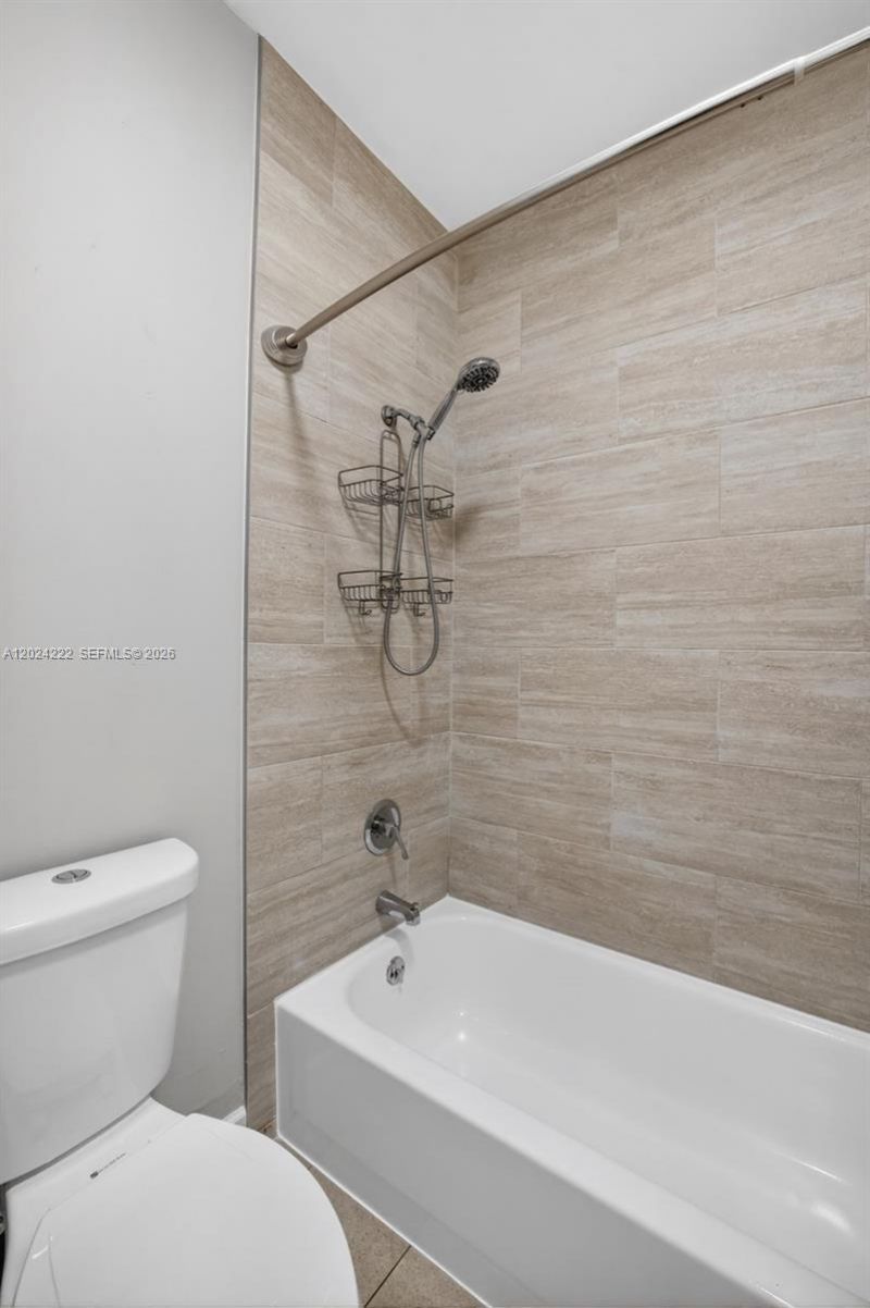 317 SW 185th Ter, Pembroke Pines, FL 33029 Photo