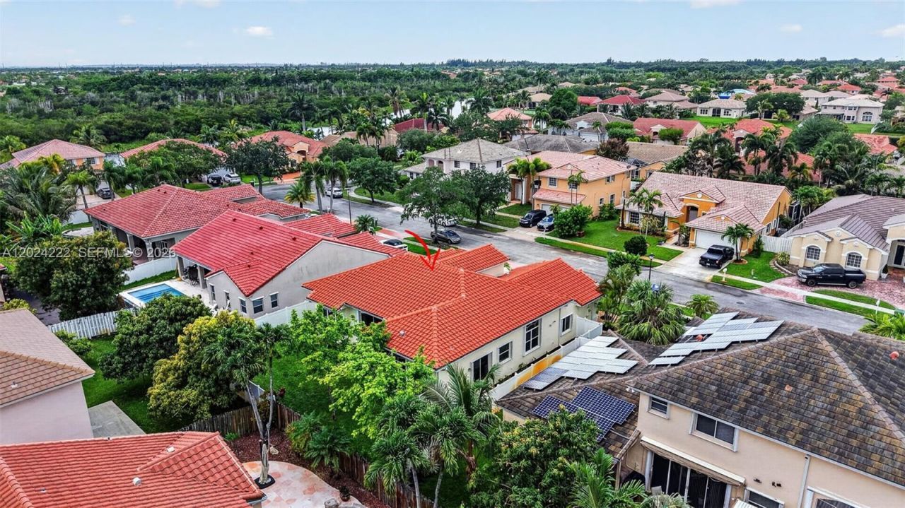 317 SW 185th Ter, Pembroke Pines, FL 33029 Photo