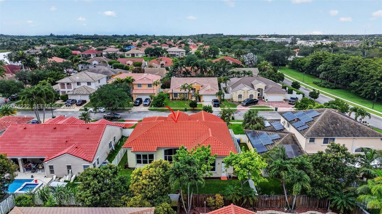 317 SW 185th Ter, Pembroke Pines, FL 33029 Photo