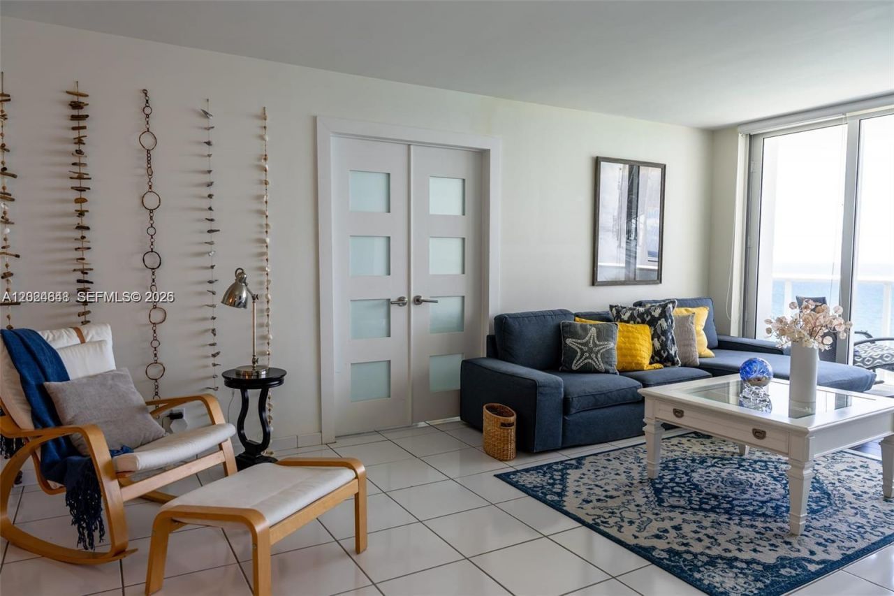 3140 S Ocean Dr , Unit 1705, Hallandale Beach, FL 33009 Photo
