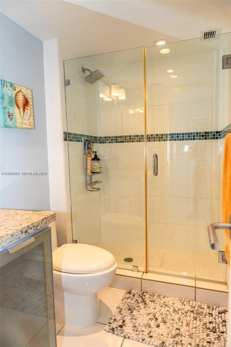 3140 S Ocean Dr , Unit 1705, Hallandale Beach, FL 33009 Photo