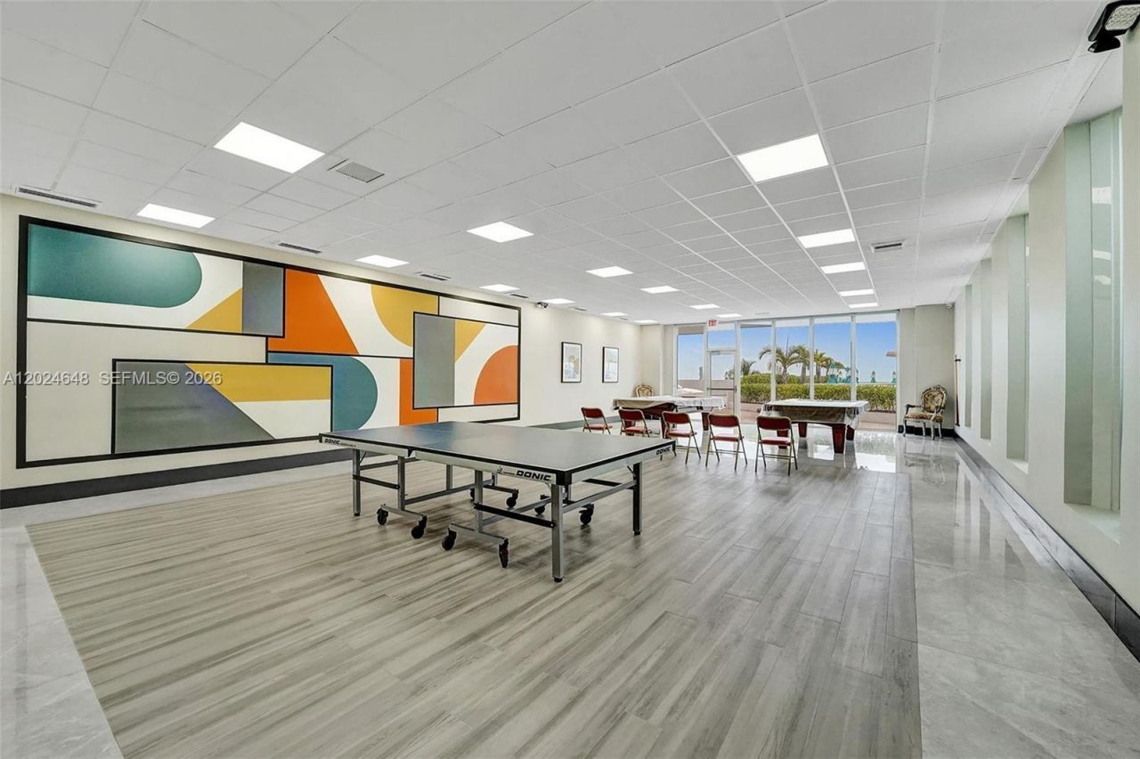 3140 S Ocean Dr, Unit 1705, Hallandale Beach, FL 33009 Photo