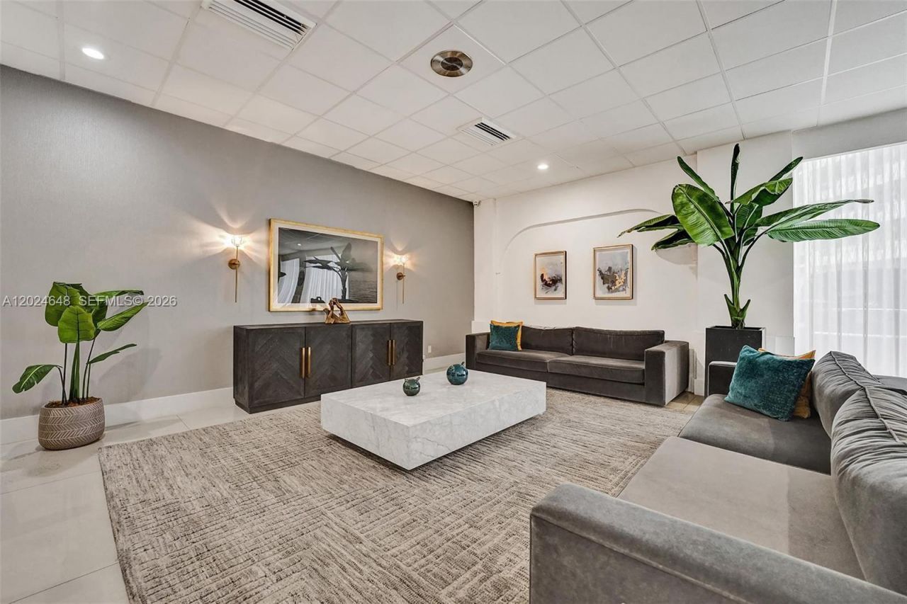 3140 S Ocean Dr, Unit 1705, Hallandale Beach, FL 33009 Photo