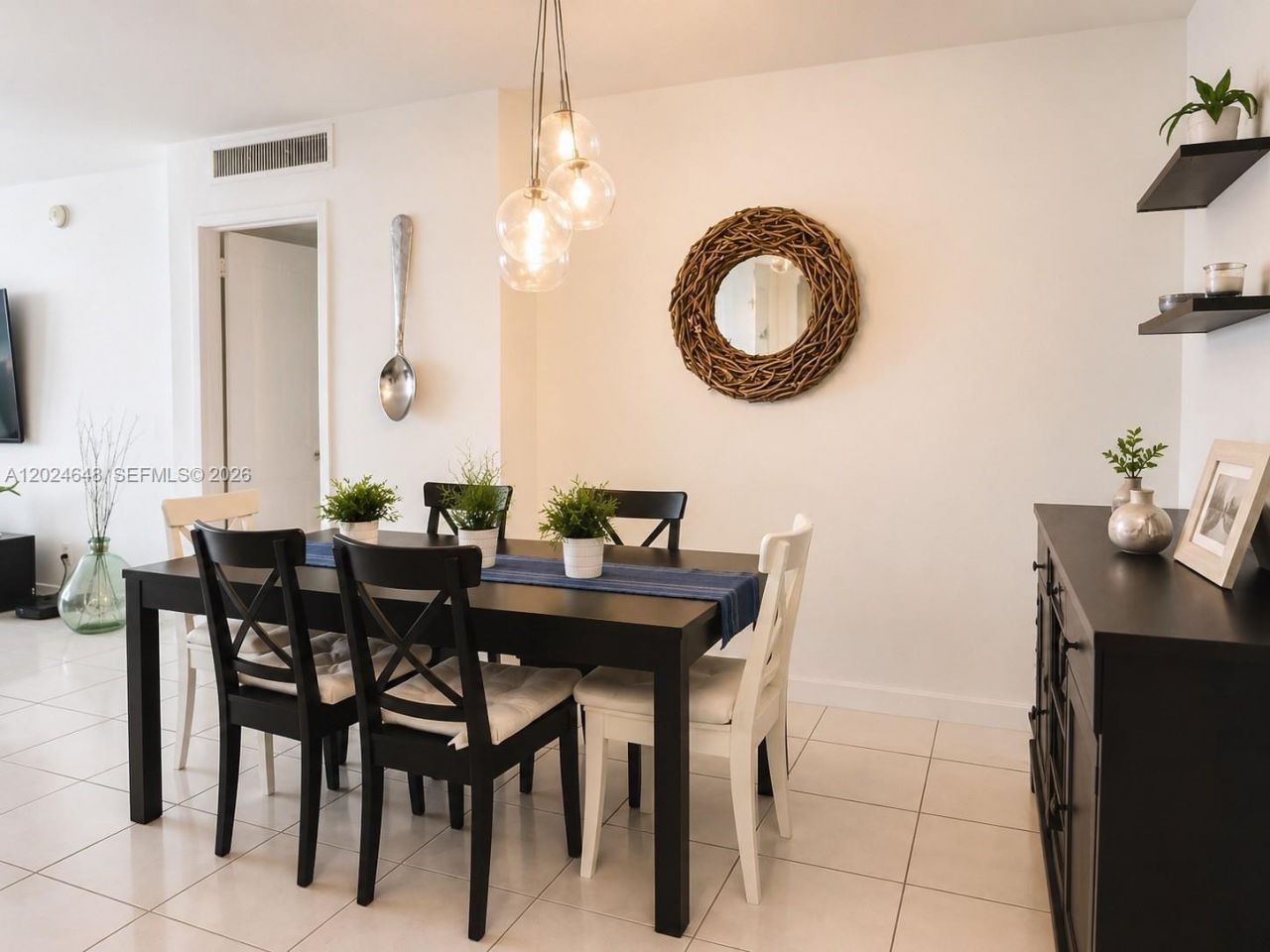 3140 S Ocean Dr, Unit 1705, Hallandale Beach, FL 33009 Photo