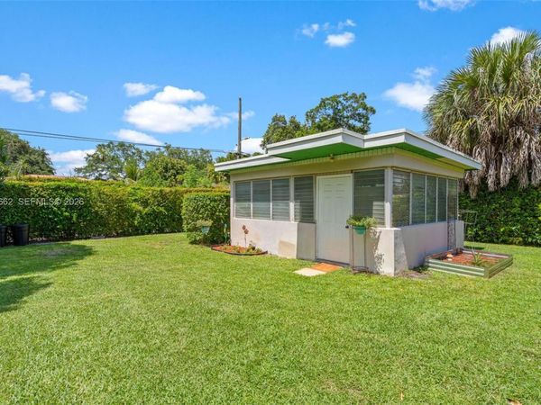 181 NW 110th St , Miami Shores, FL 33168