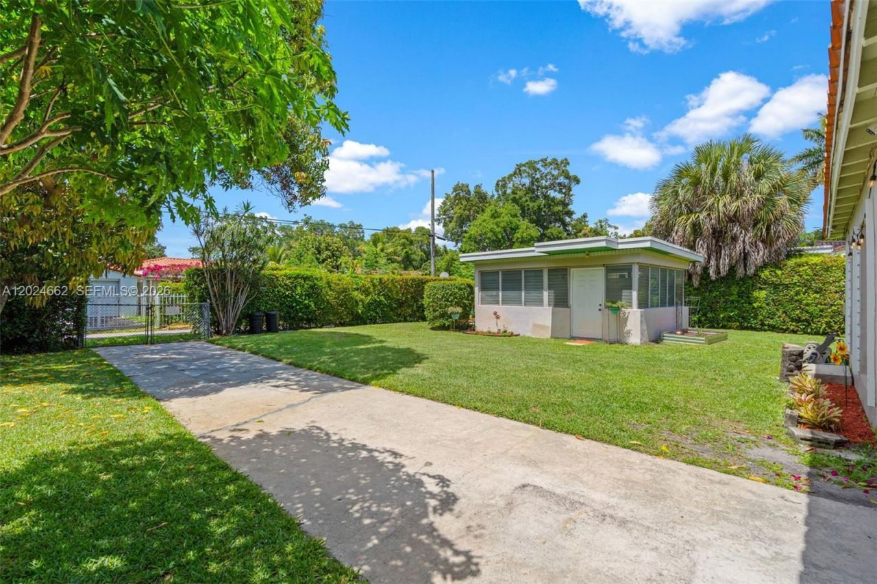 181 NW 110th St , Miami Shores, FL 33168 Photo