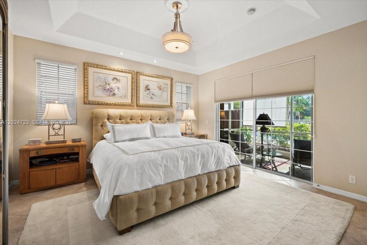 1241 Grant St , Hollywood, FL 33019 Photo