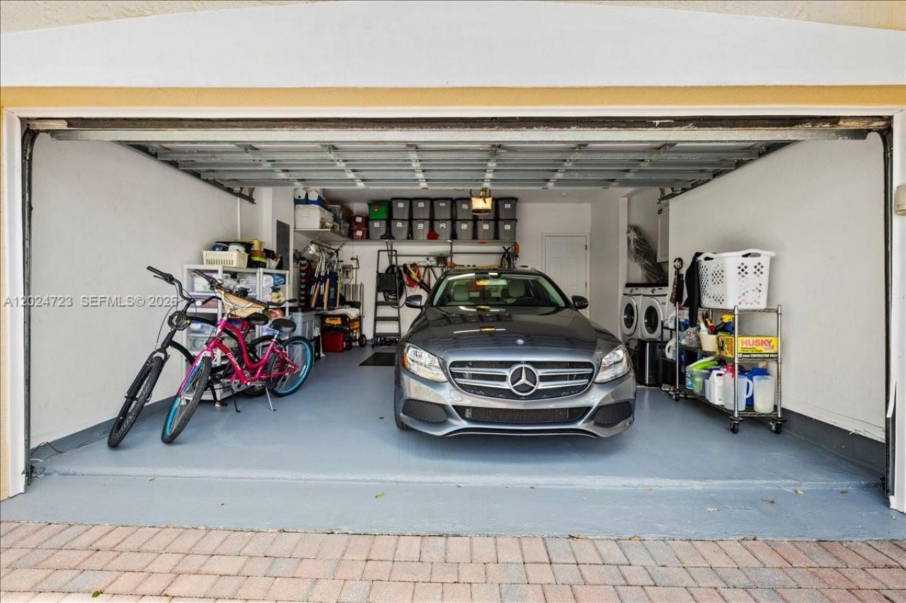 1241 Grant St , Hollywood, FL 33019 Photo