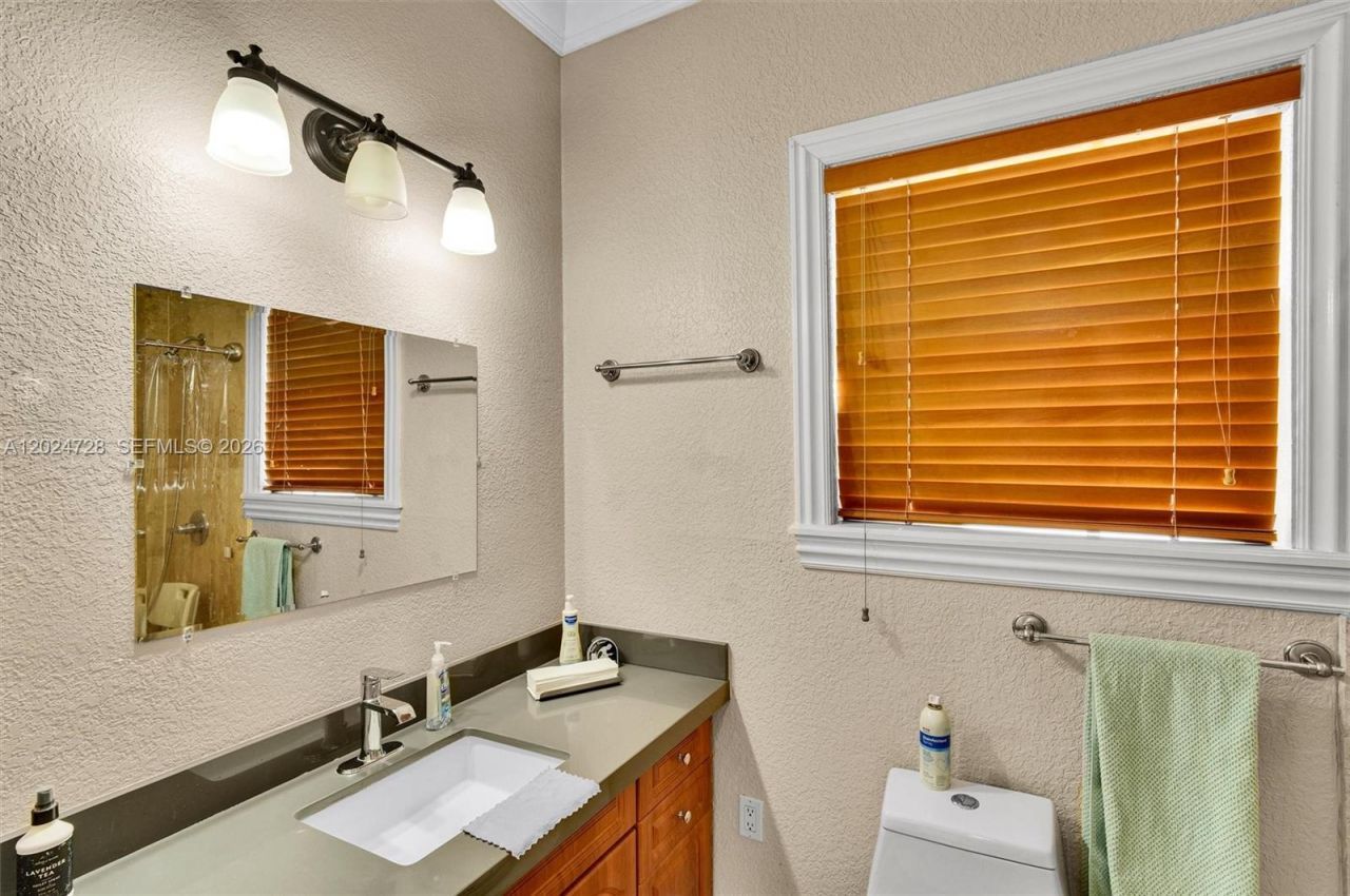 1313 SW 24th Ave, Miami, FL 33145 Photo