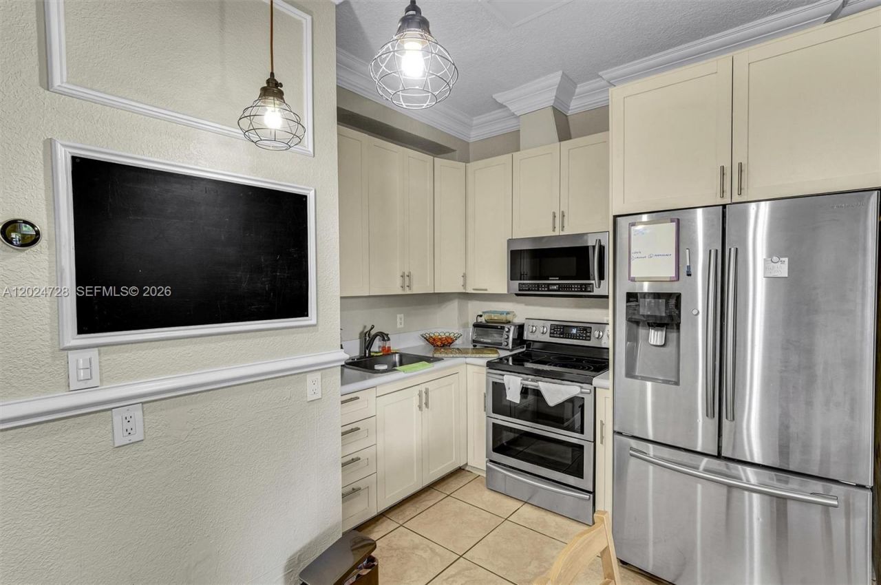 1313 SW 24th Ave, Miami, FL 33145 Photo