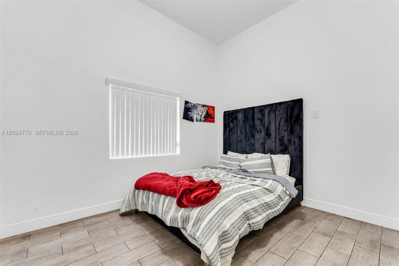 2804 Washington Dr , Fort Lauderdale, FL 33311 Photo