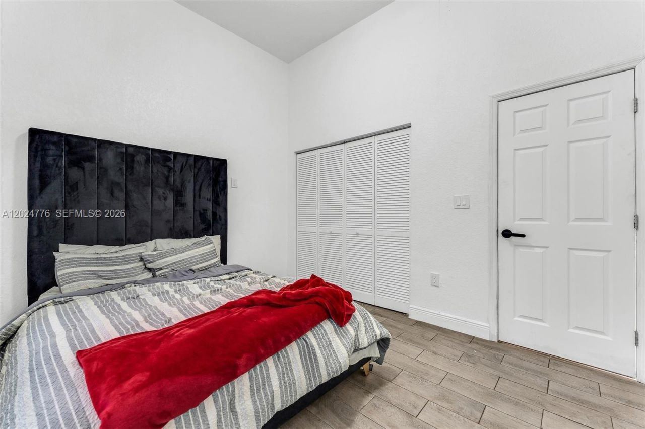 2804 Washington Dr , Fort Lauderdale, FL 33311 Photo