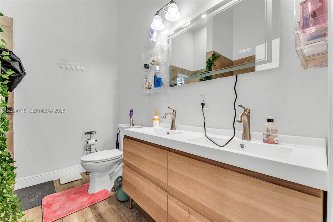 2804 Washington Dr , Fort Lauderdale, FL 33311 Photo