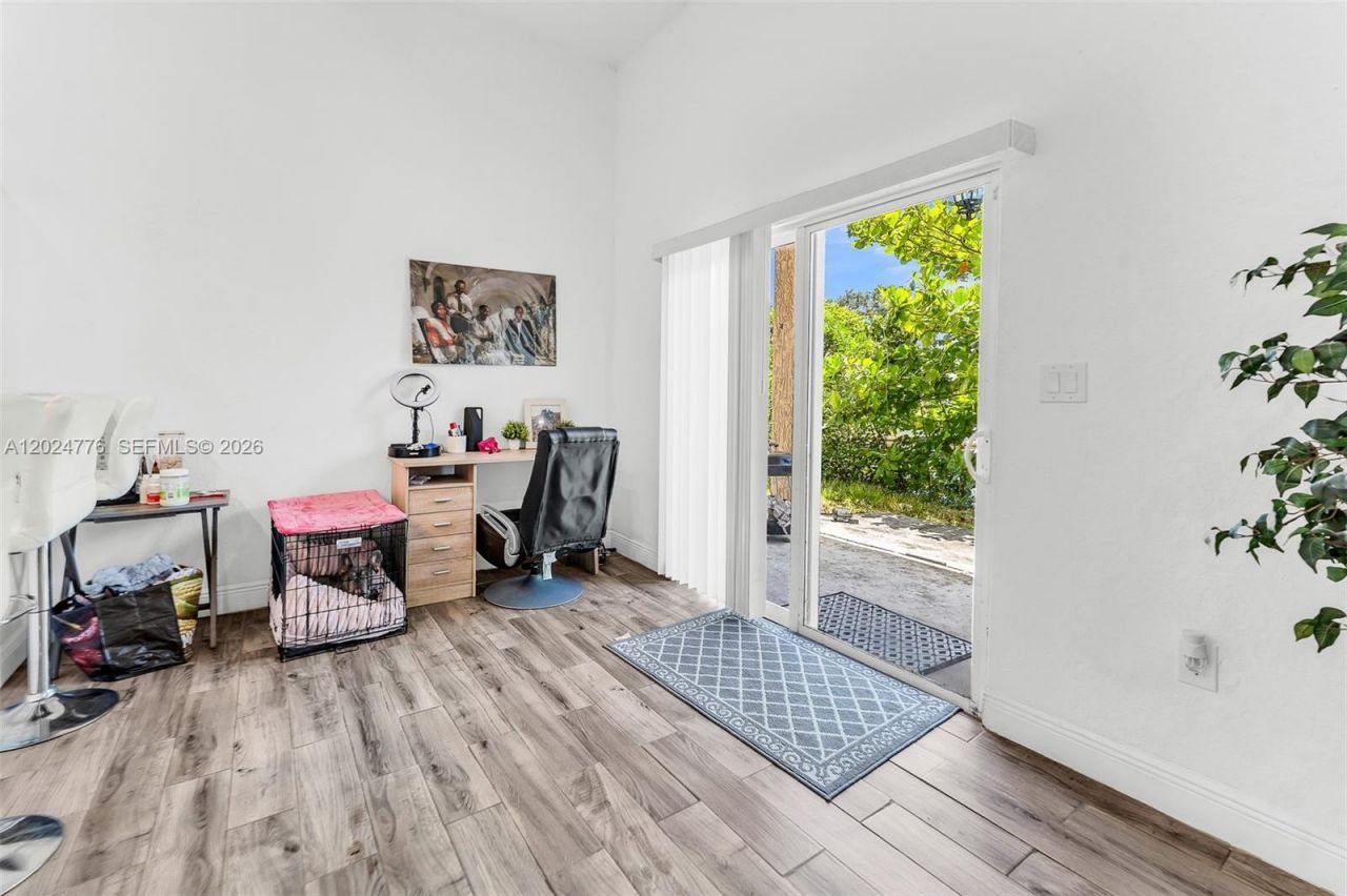 2804 Washington Dr , Fort Lauderdale, FL 33311 Photo