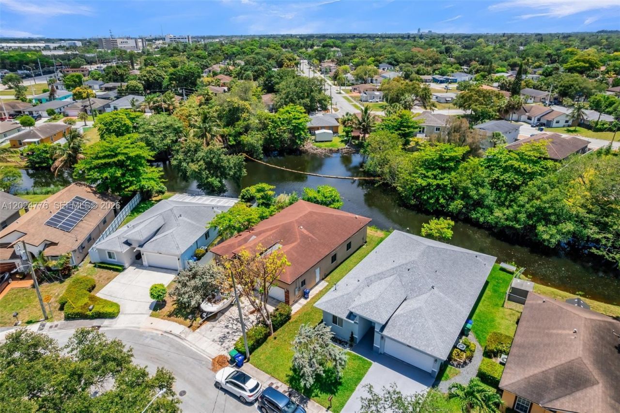 2804 Washington Dr , Fort Lauderdale, FL 33311 Photo