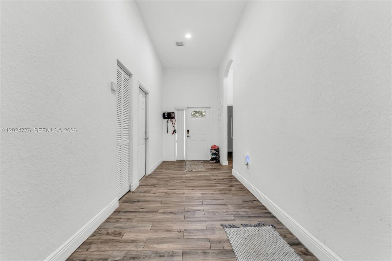 2804 Washington Dr , Fort Lauderdale, FL 33311 Photo