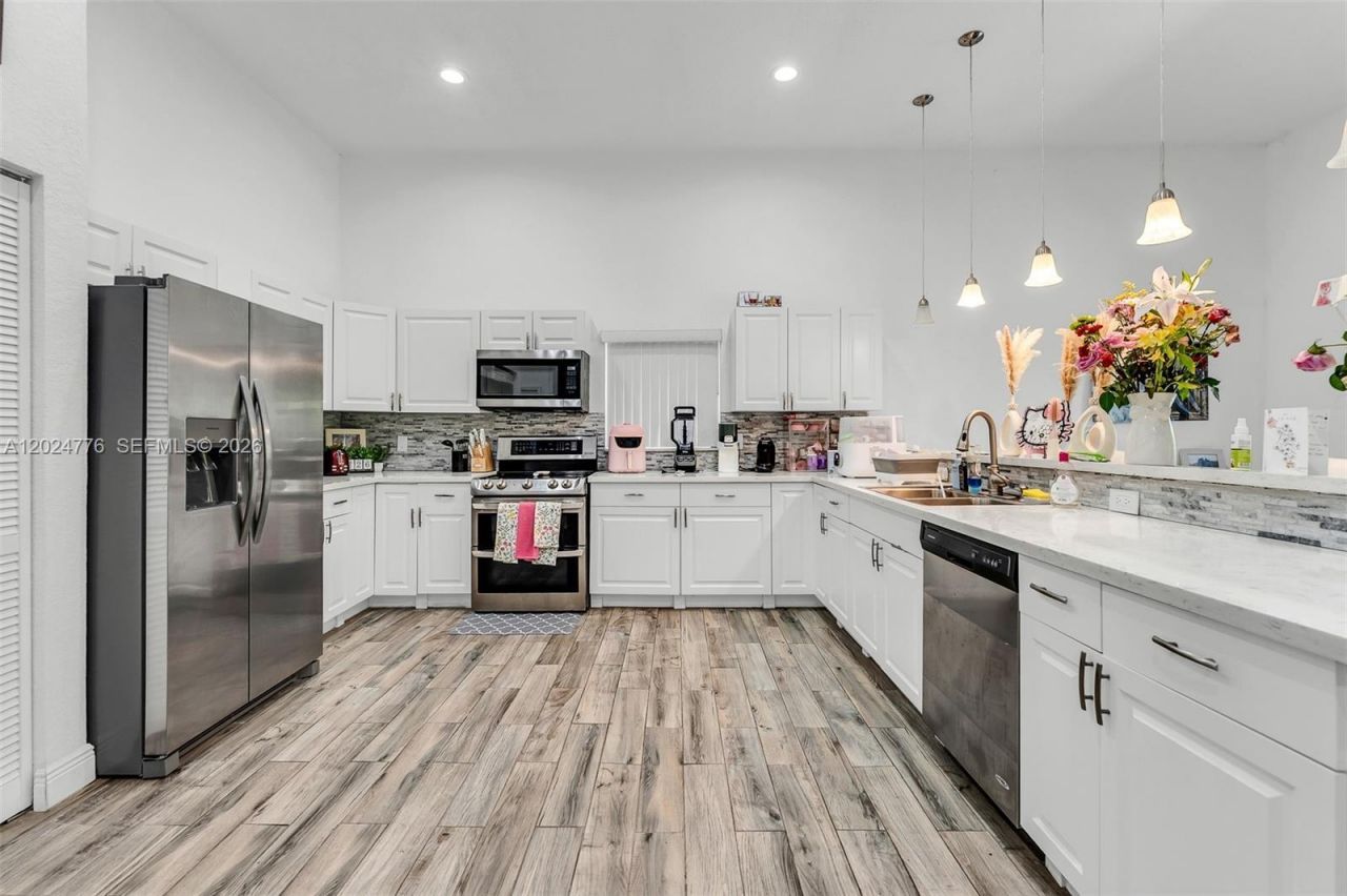 2804 Washington Dr , Fort Lauderdale, FL 33311 Photo