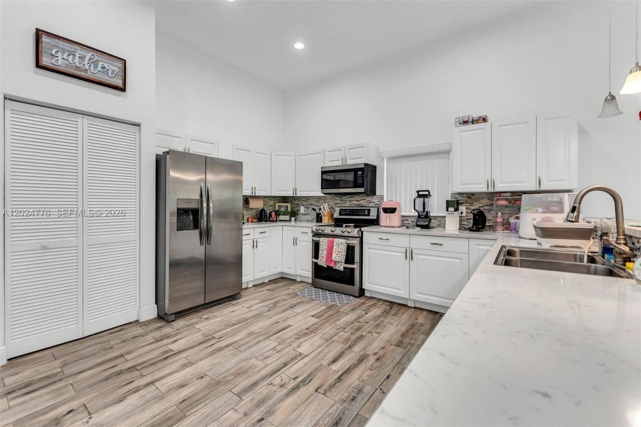 2804 Washington Dr , Fort Lauderdale, FL 33311 Photo