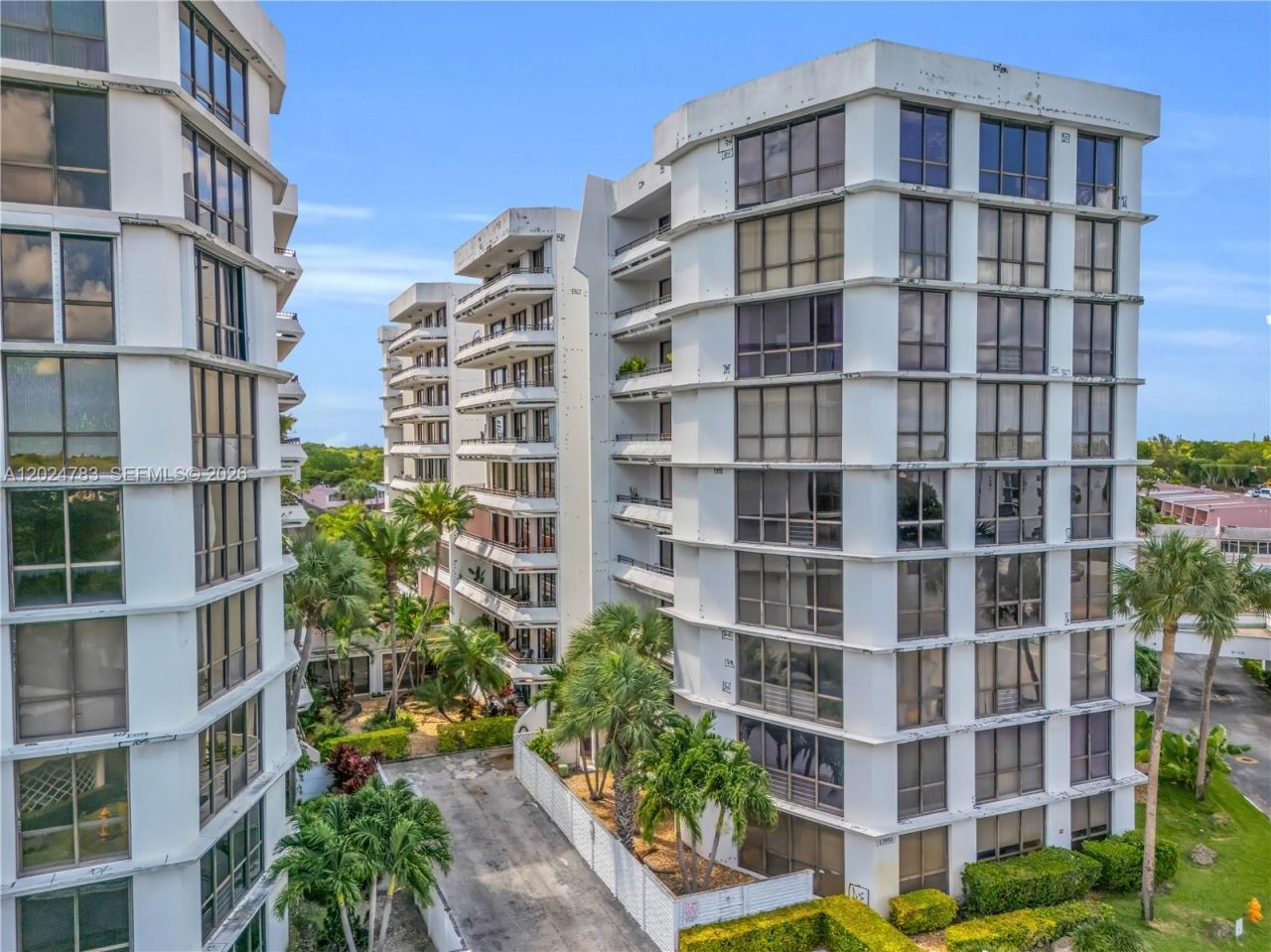 13951 Kendale Lakes Cir , Unit 208A, Miami, FL 33183 Photo