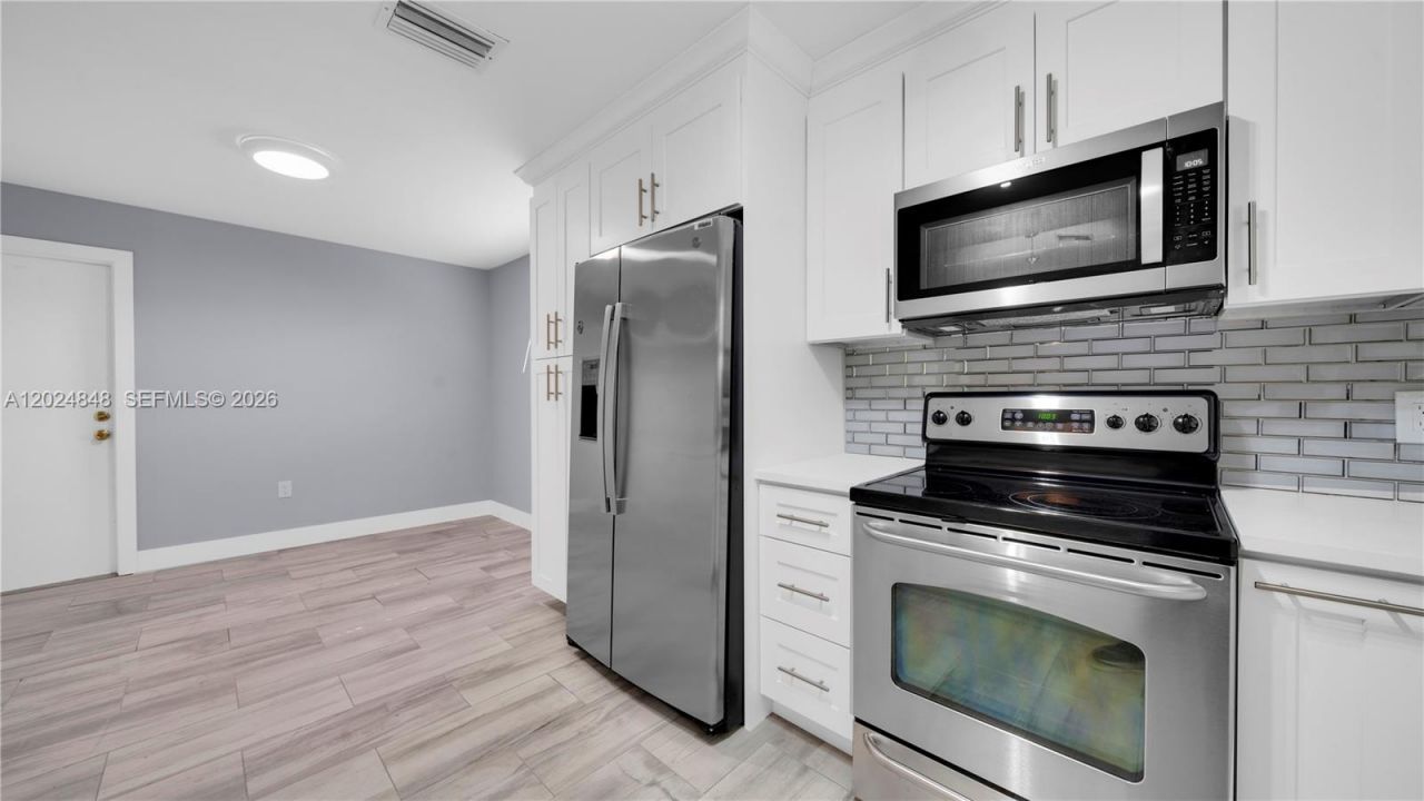 10520 NW 41st St, Unit 10520, Coral Springs, FL 33065 Photo