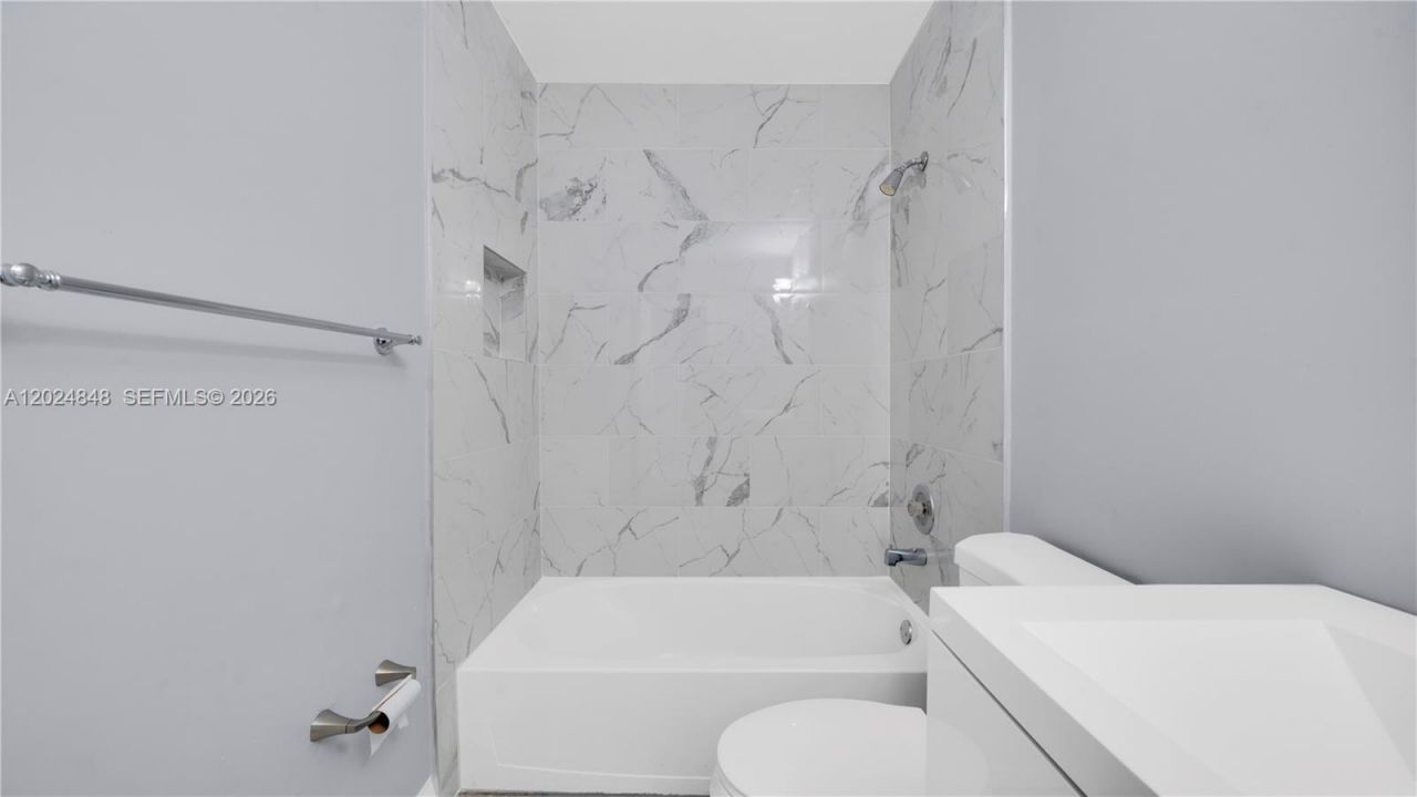 10520 NW 41st St, Unit 10520, Coral Springs, FL 33065 Photo