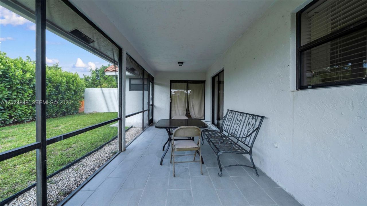10520 NW 41st St, Unit 10520, Coral Springs, FL 33065 Photo