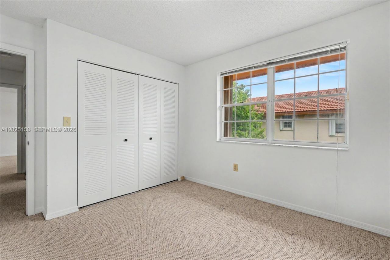 15033 SW 110th Ter , Miami, FL 33196 Photo