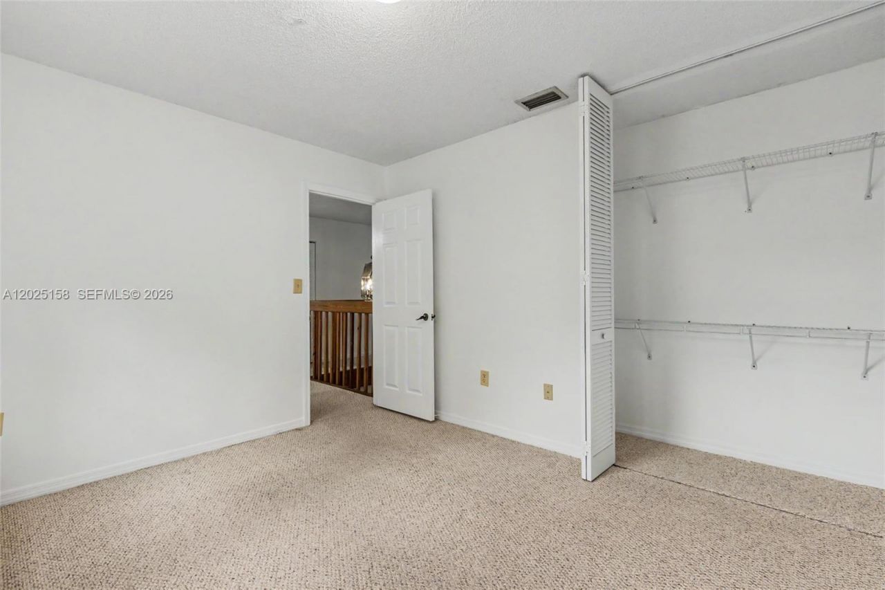 15033 SW 110th Ter , Miami, FL 33196 Photo