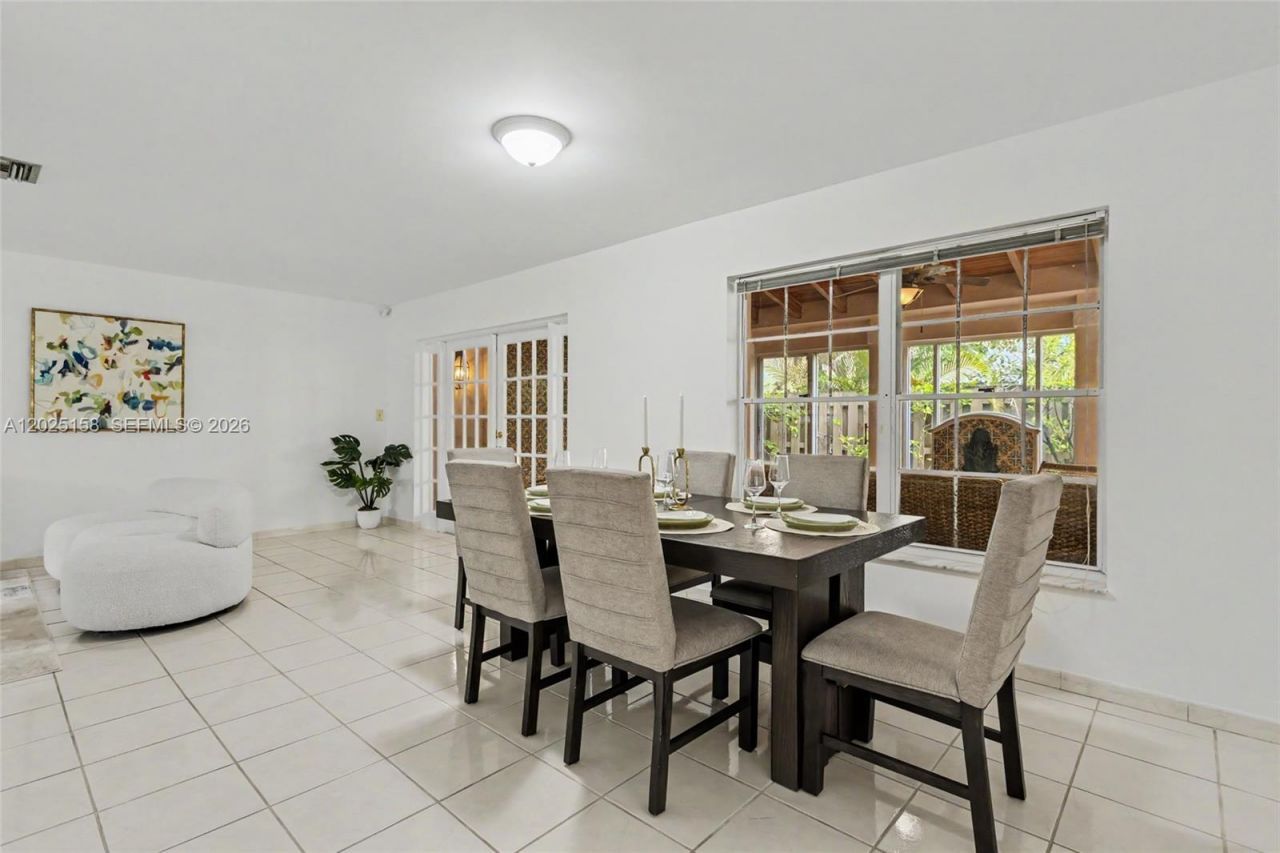 15033 SW 110th Ter , Miami, FL 33196 Photo