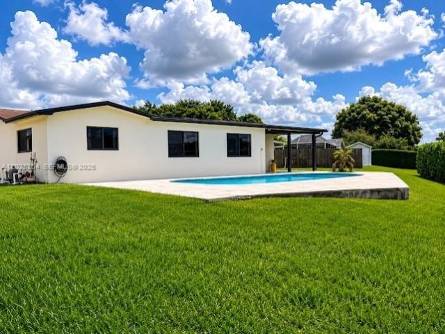 8490 NW 17th Ct, Pembroke Pines, FL 33024 Photo