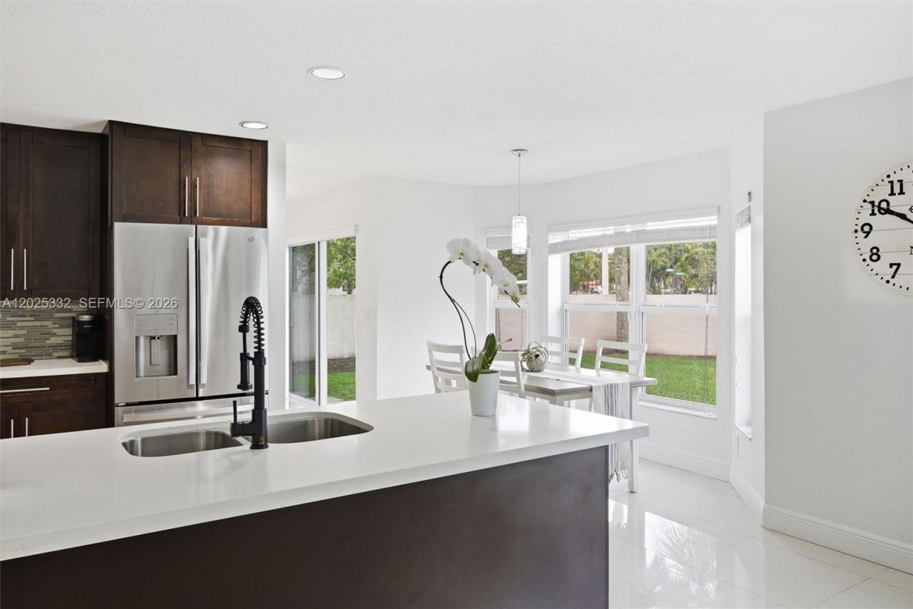2 Gables Blvd, Weston, FL 33326 Photo