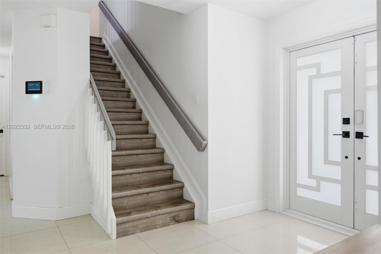 2 Gables Blvd, Weston, FL 33326 Photo