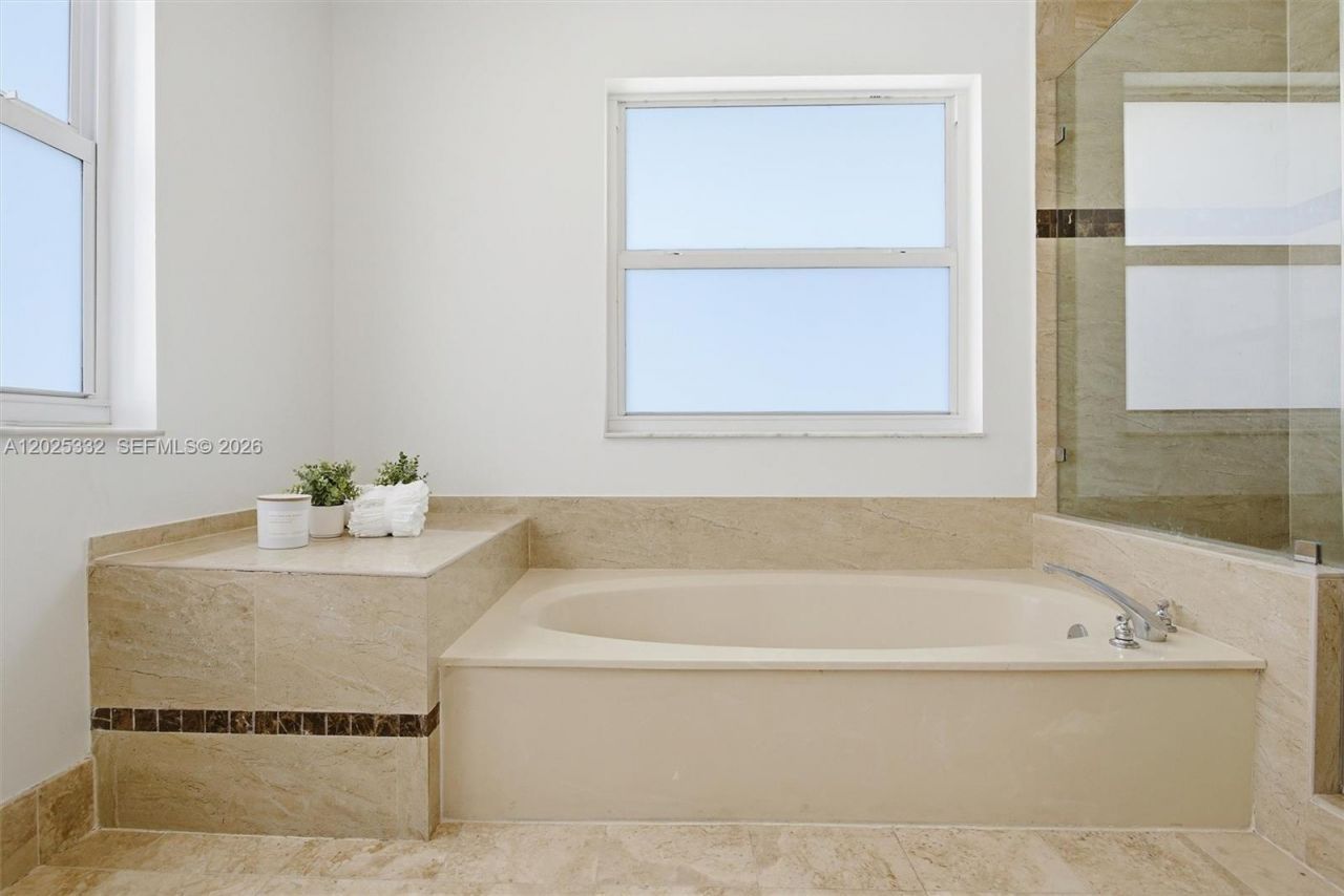 2 Gables Blvd, Weston, FL 33326 Photo