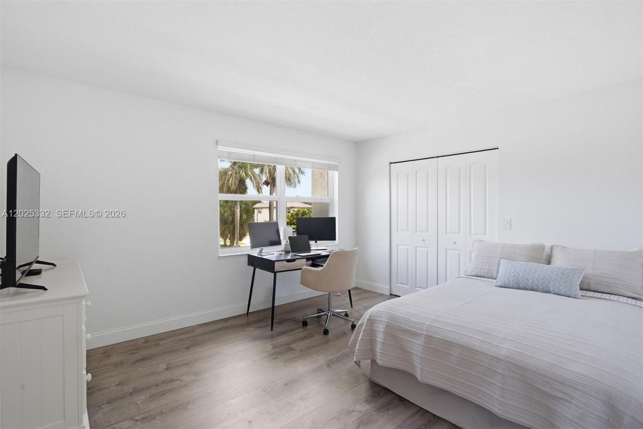 2 Gables Blvd, Weston, FL 33326 Photo