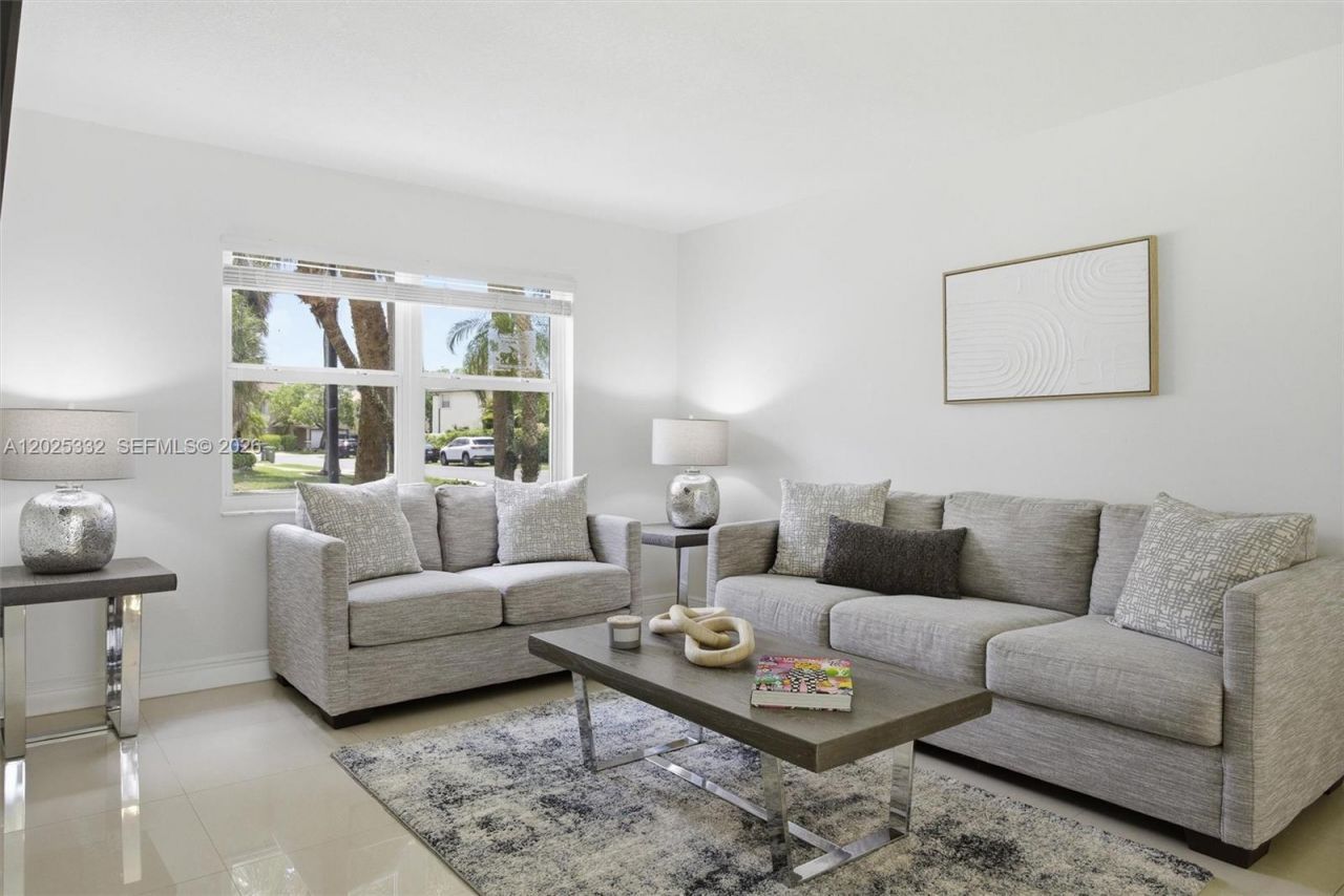 2 Gables Blvd, Weston, FL 33326 Photo